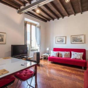 Parione Apartment Sleeps 6 Air Con WiFi Rome
