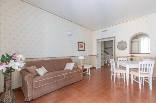 Town House Roma - image 3