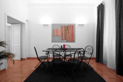 Lux Properzio Apartment - image 7