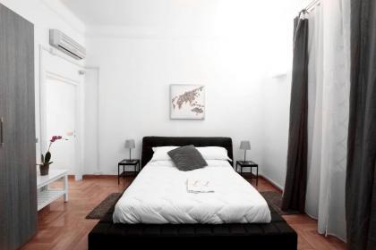 Lux Properzio Apartment - image 9
