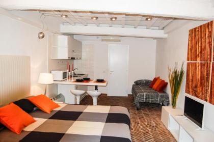 Bernini Apartment Navona - image 8