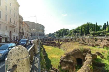 Domus Regina Colosseo - image 12