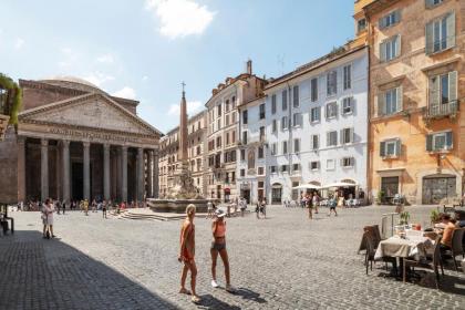 Pantheon Luxury Home Rome