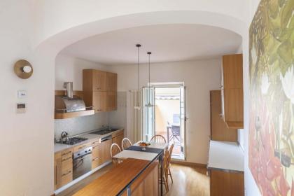 Rome Accommodation - Wonderful Penthouse in the Spanish Steps area - image 5