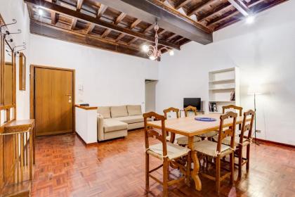 Spanish Steps Spacious Apartment Rome 
