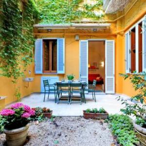 ROMAC Coronari with gym sauna and garden