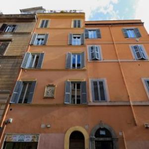 Urbana Apartment
