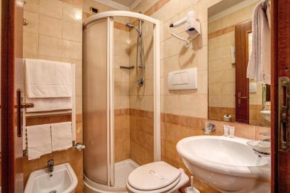 Hotel Verona Rome - image 19