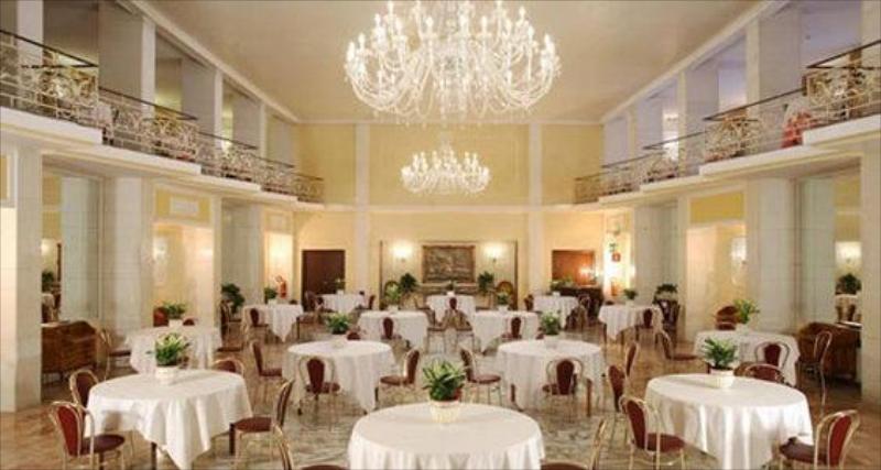 Grand Hotel Hermitage - image 2