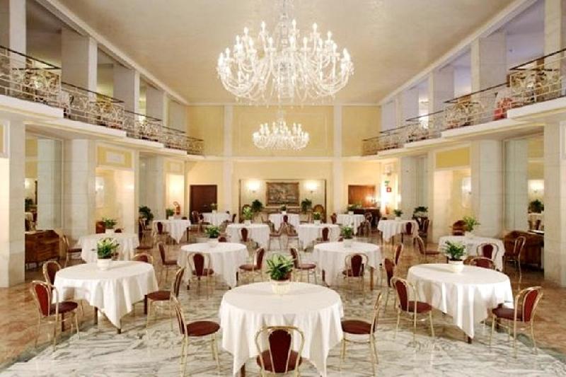 Grand Hotel Hermitage - image 5