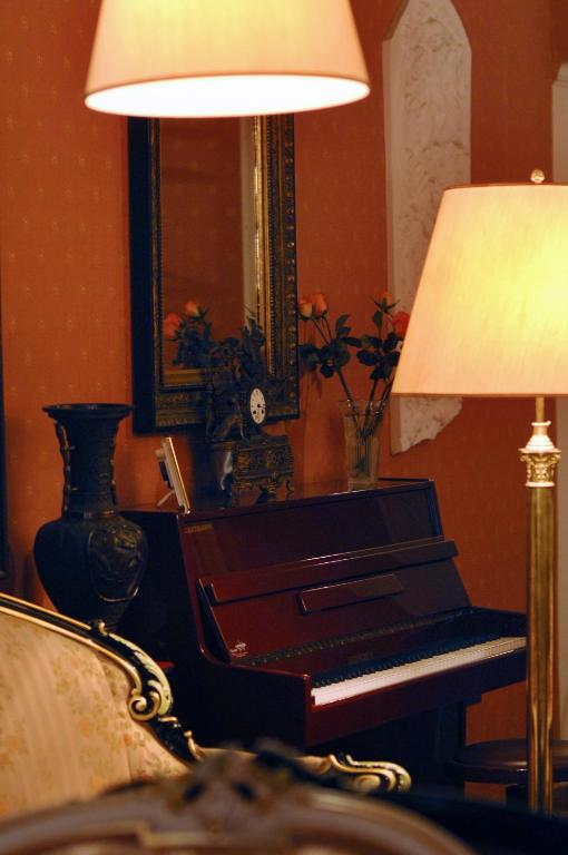 Residenza Frattina - image 5