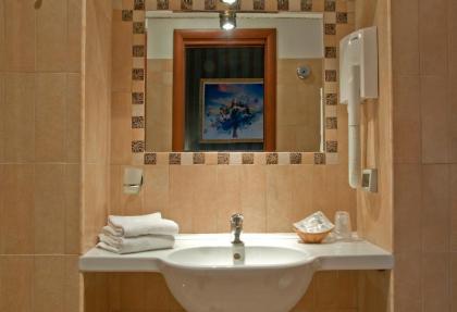 Hotel Lirico - image 11