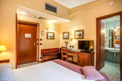 Hotel Milani - image 11