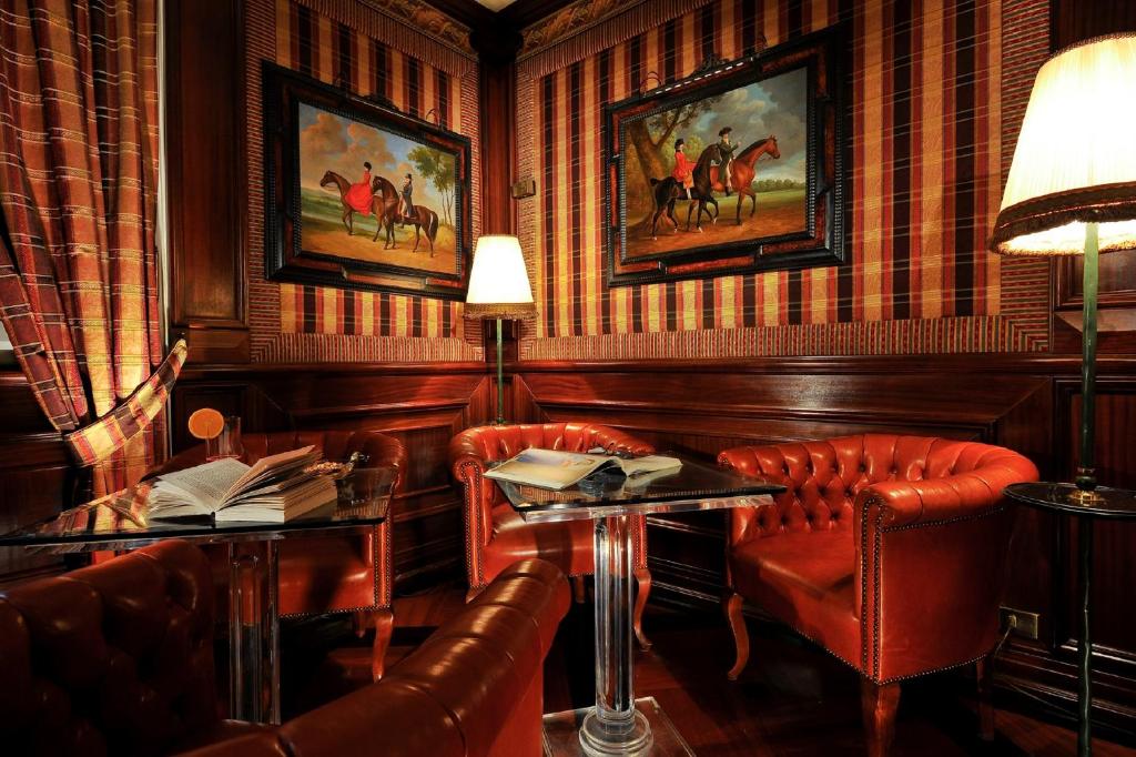 The Britannia Hotel - image 2