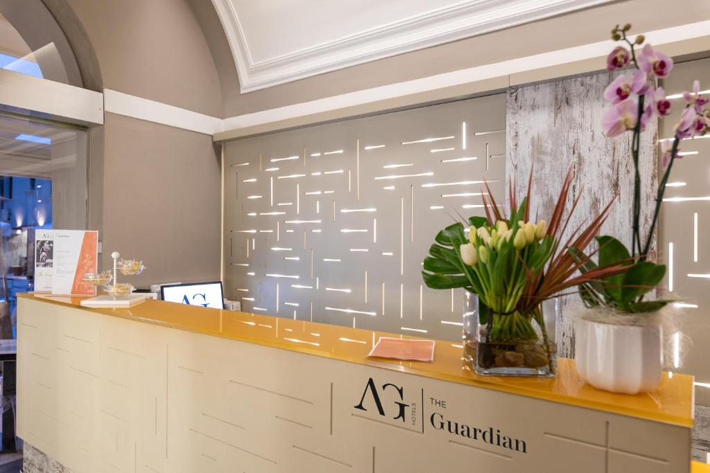 The Guardian Hotel - image 5