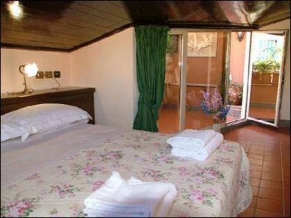 Okapi Rooms - image 1
