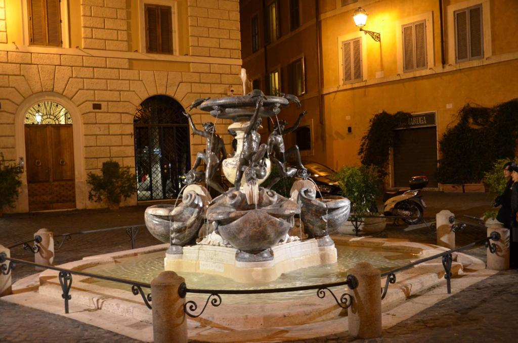 Residenza Sciarra Suites - image 2