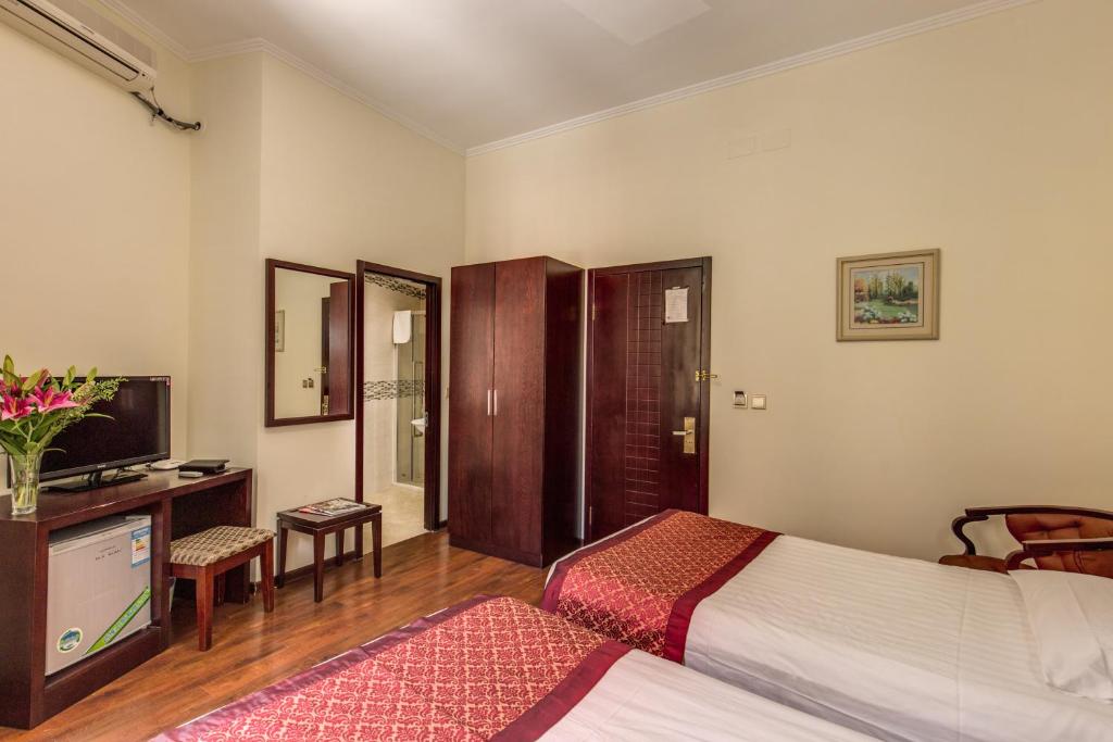 Giusi Rooms - Aetheria Esquilinus Guesthouse - image 6