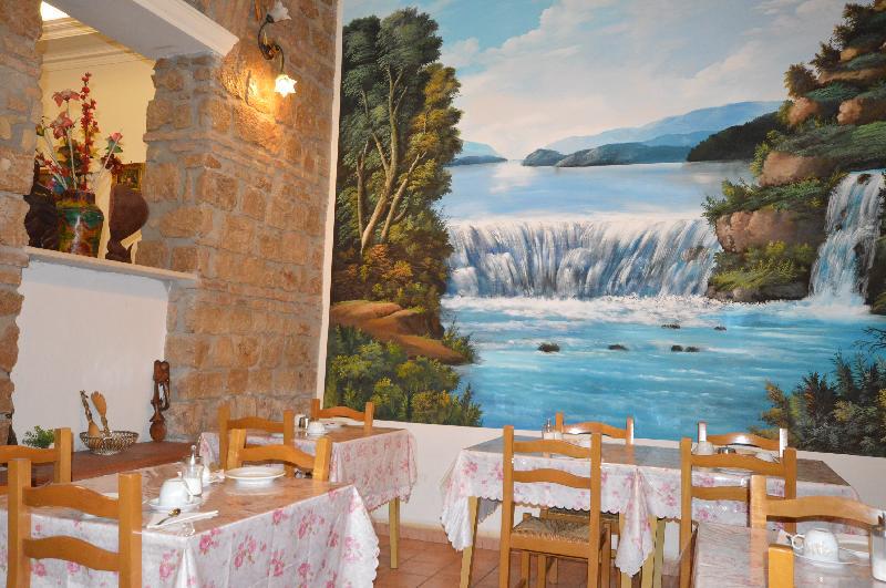 Hotel Alexis - image 6