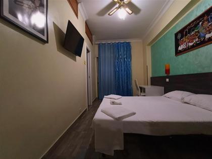 Tiburtina Guesthouse - image 25