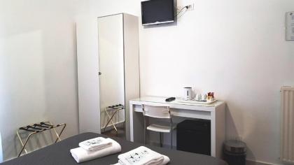 Piumith Guest House - image 12