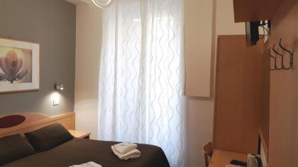 Piumith Guest House - image 9