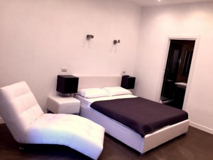I LOVE ROMA Guest House - image 23
