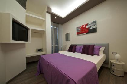Roma Naif Rooms - image 26