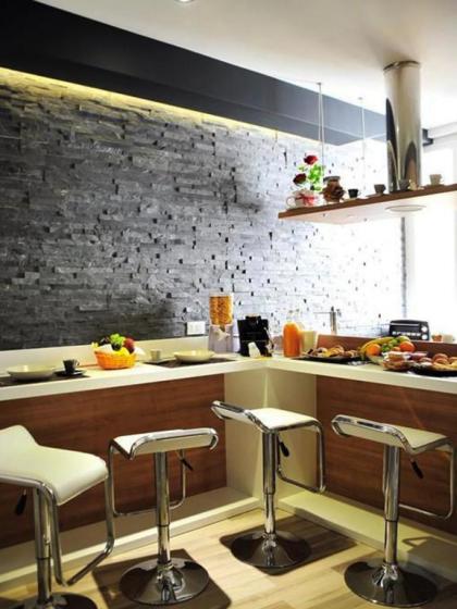 Living - image 12