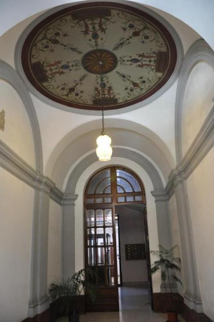 Rome Imperial Crown - image 1