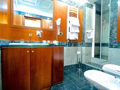 Hotel Dock Suites Rome - image 10
