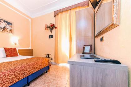 Downtown Accommodation - image 13