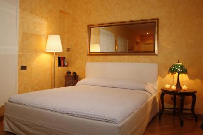 Flavia Rooftop Apartments - image 22