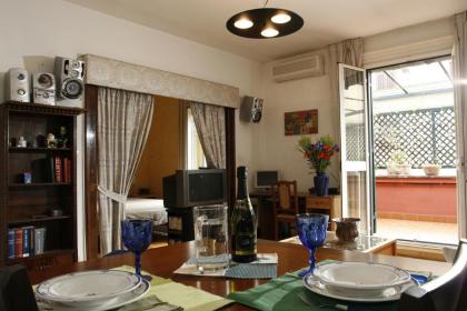 Flavia Rooftop Apartments - image 28