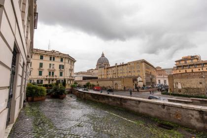 All'Ombra Del Cupolone Guest House - image 11