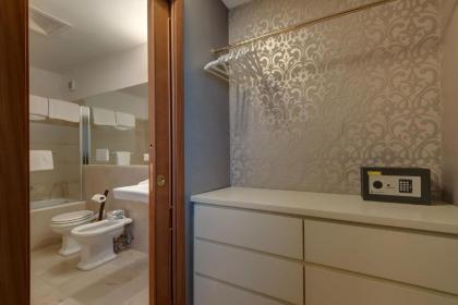 Penthouse Suite Rome - Private Suites - image 14