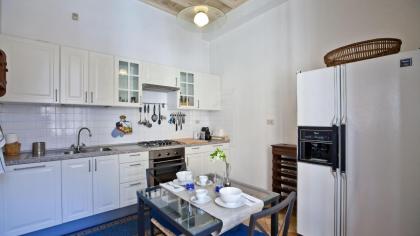 Crociferi 1 Apartment - image 25