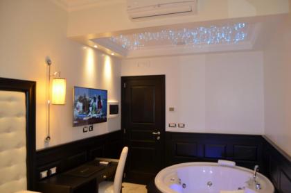 Vaticano Royal Suite Guest House - image 15