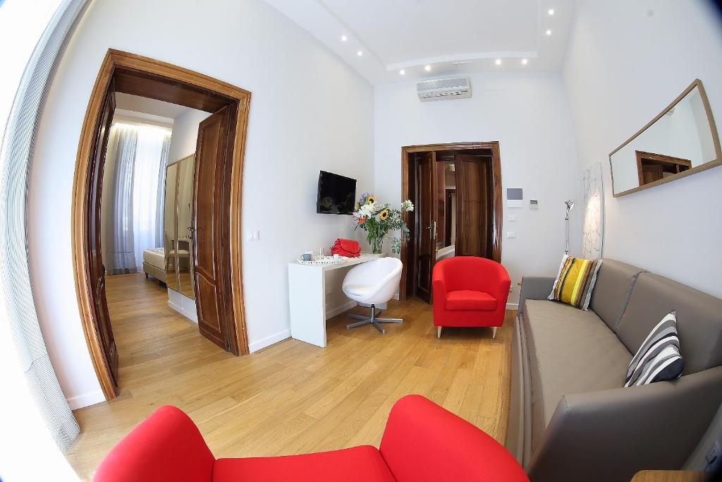 Sofia's Suites Guesthouse - image 7