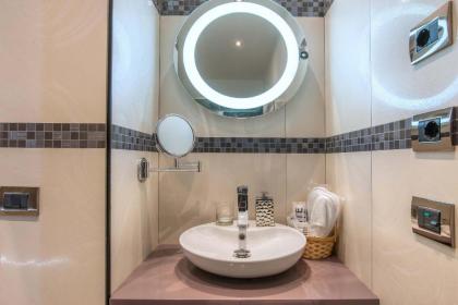 Pantheon Caesar Relais - image 18