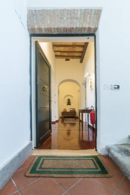 Aurora al Colosseo - image 22