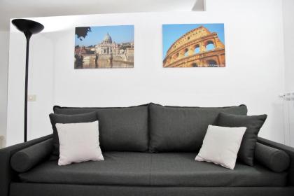 Fermata San Pietro - appartamento con parcheggio - image 19