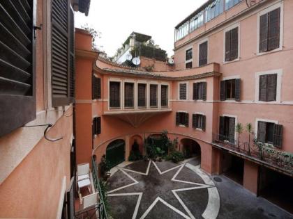Unica Suites Rome - image 8