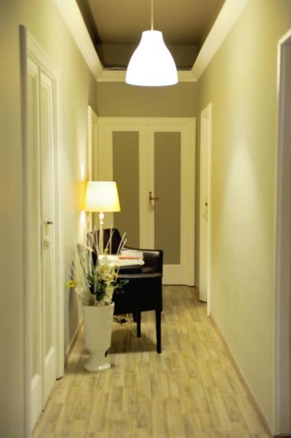 Alexia Home - image 27