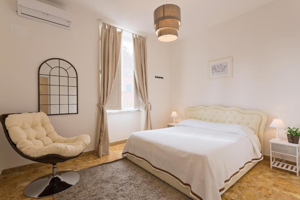TownHouse by the Spanish Steps - main image