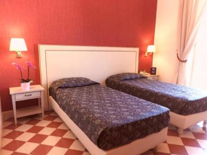 Basilica Hotel - image 11