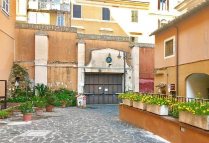 Basilica Hotel - image 2