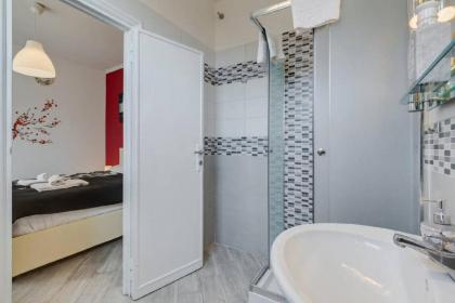 Rome Apartment with terrace Autonomous - image 3