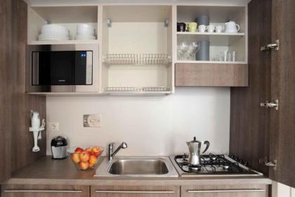Banchi Vecchi Stay Rooms - image 10