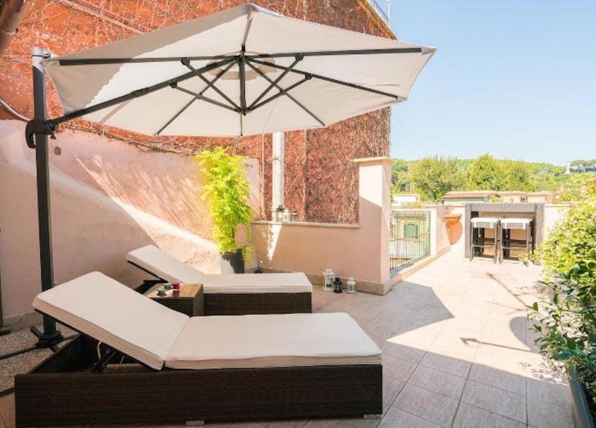 Garibaldi Roof Garden - image 3